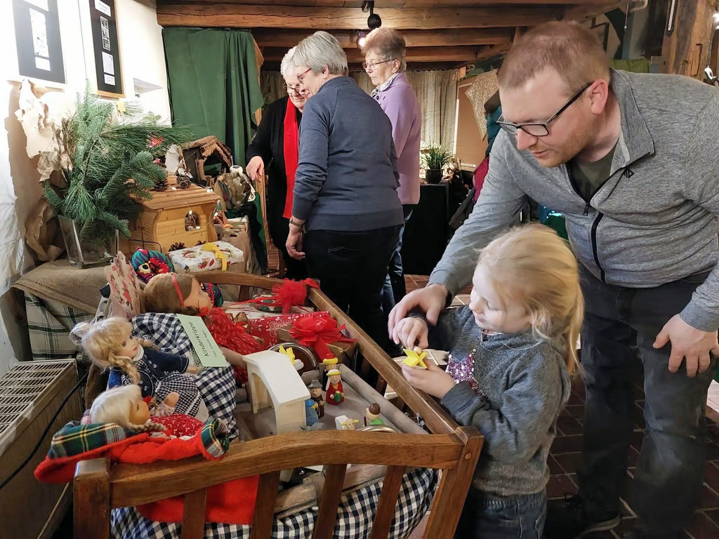 Krippenausstellung im Heimathaus.